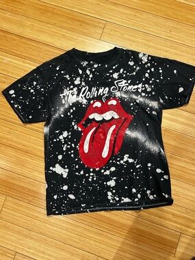 the Rolling Stones Black Bleached Tee with Red Tongue Graphic